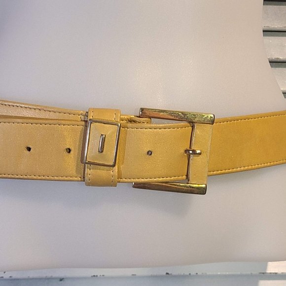 Alden Howard Accessories - Vtg Alden Howard Lg Gold Belt